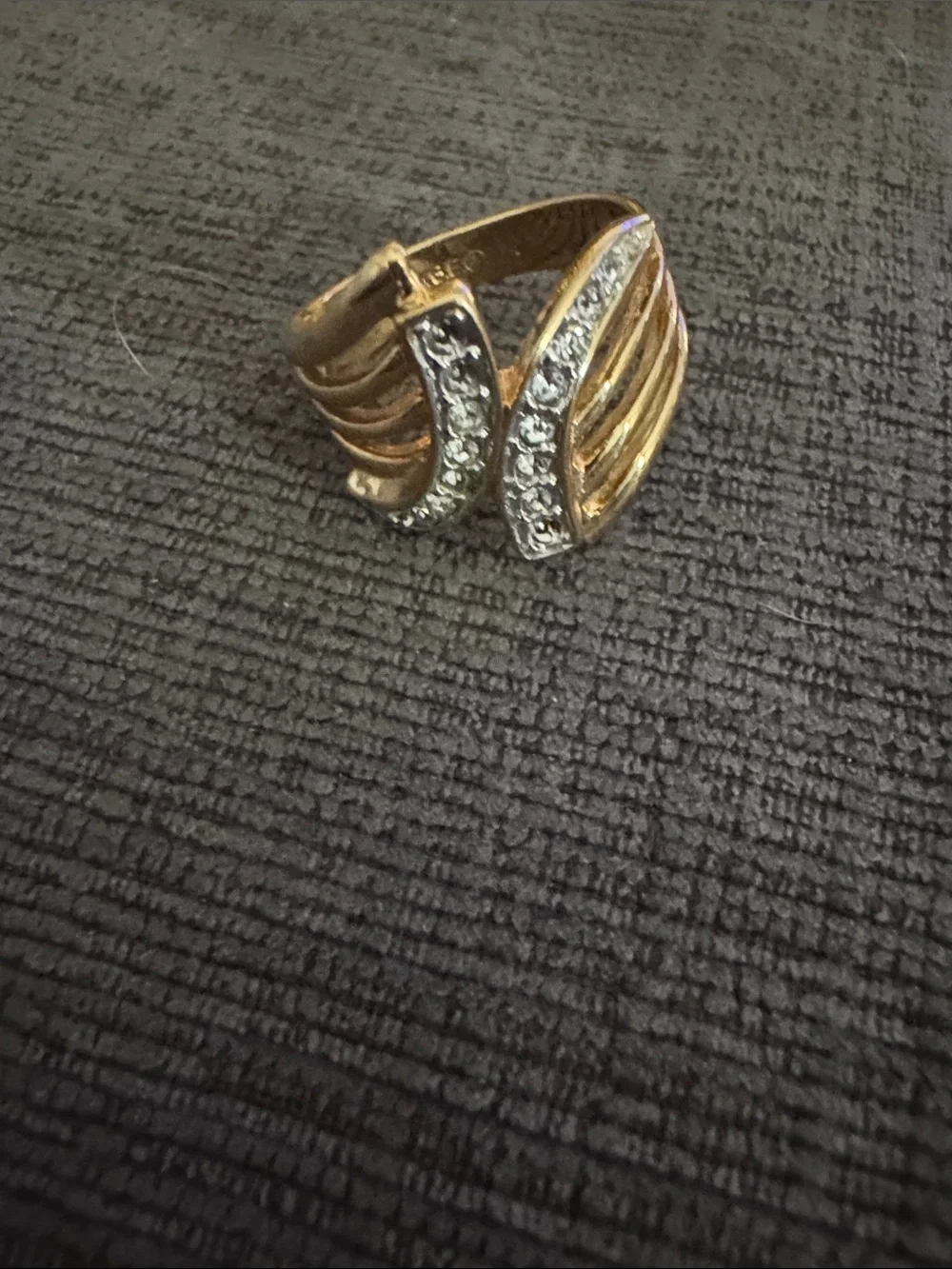 Vintage 18K HGE Rhinestone Bypass Cocktail Ring 9